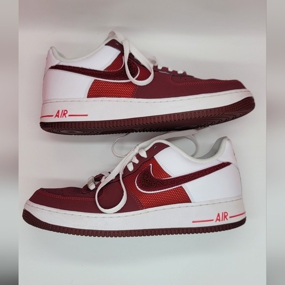 Nike AF1 Low 'Hyper Red' - Picture 2 of 6